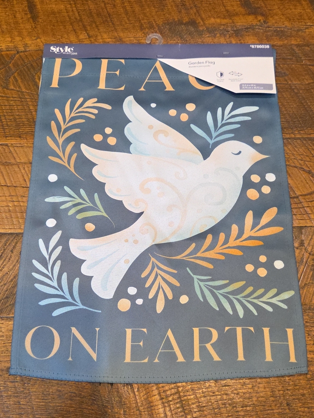 Style & Co. Dove and Foliage Garden Flag - Blue, White, Gold